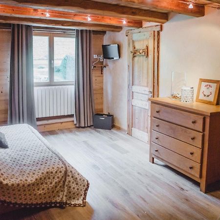 Апартаменты La Ferme Des Cousines Saint-Sigismond  Экстерьер фото
