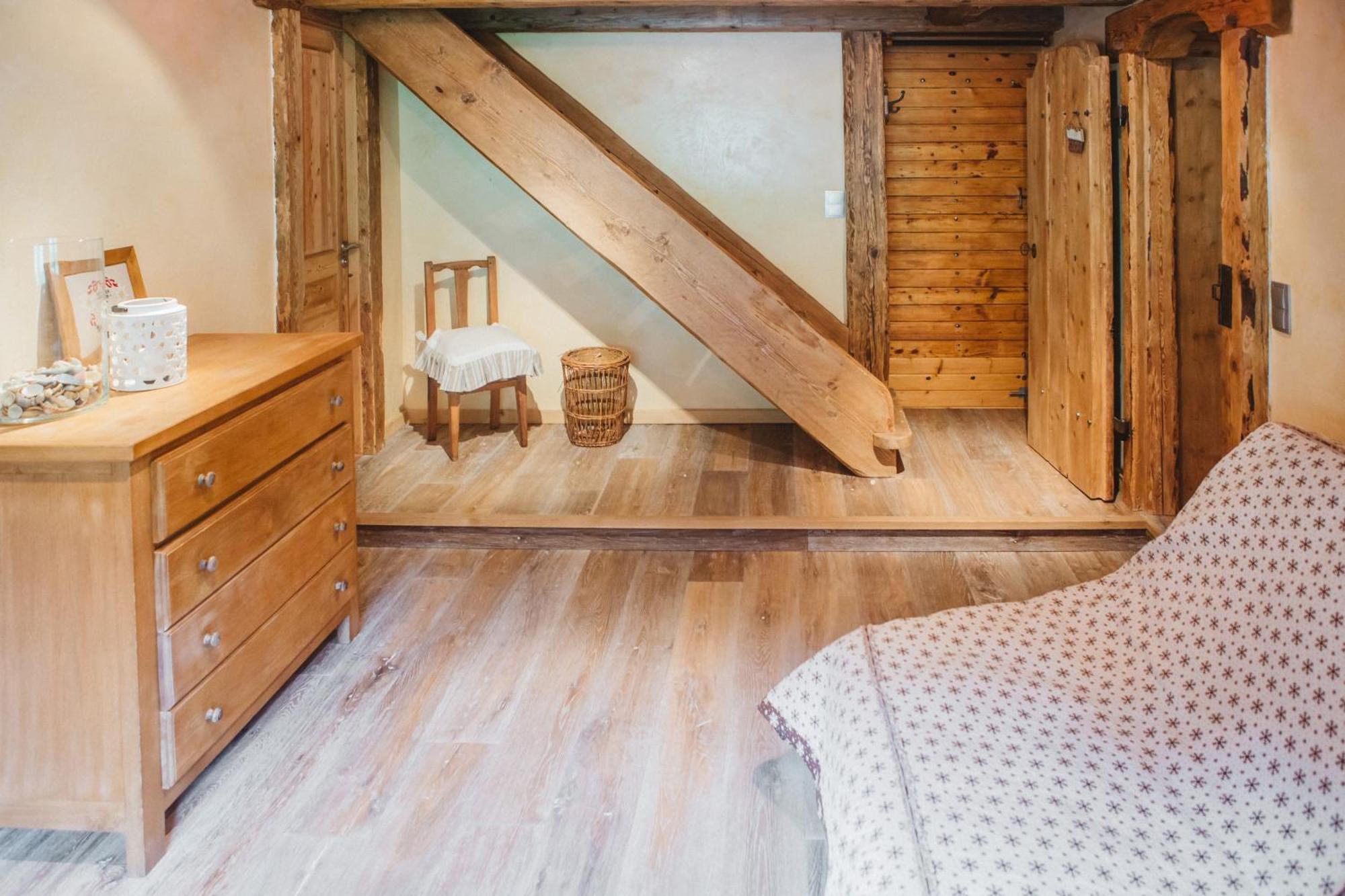 Апартаменты La Ferme Des Cousines Saint-Sigismond  Экстерьер фото